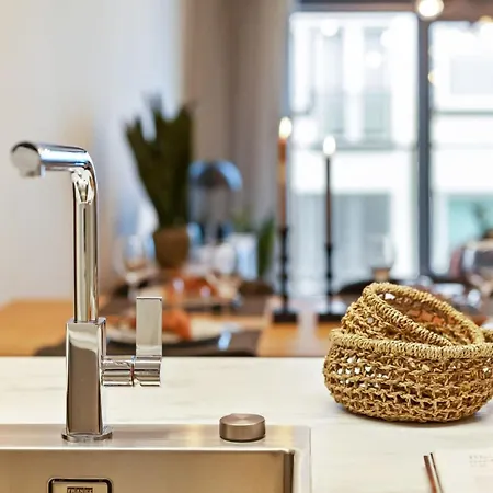 Fully Equipped With Lateral Sea View Apartman *